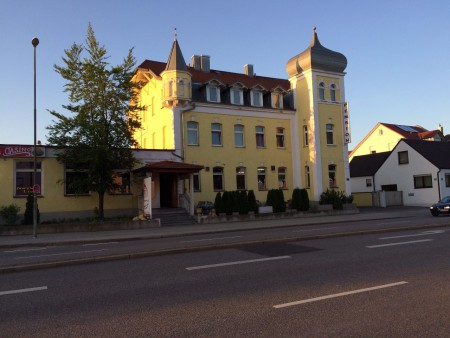 054 Pension, pizzeria, casino mm i Ingolstadt